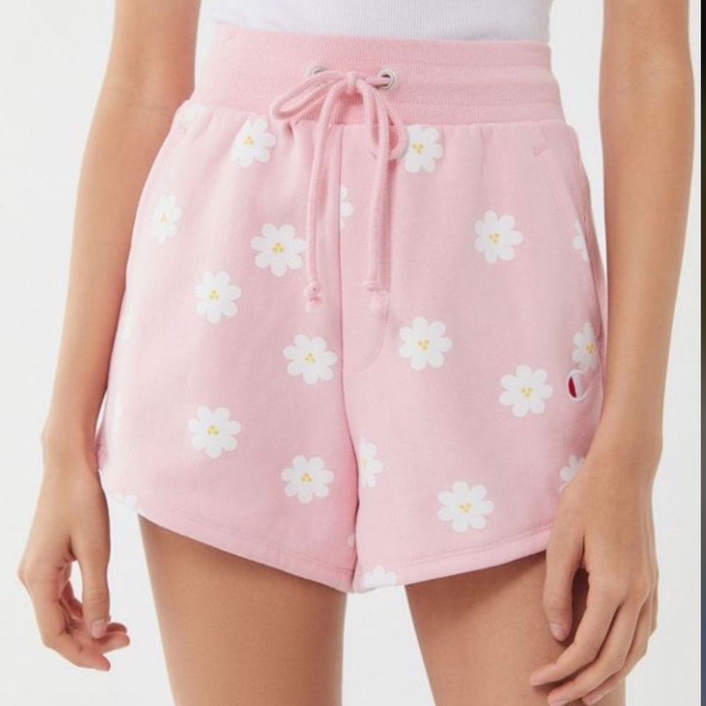 Champion UO Exclusive Daisy Short